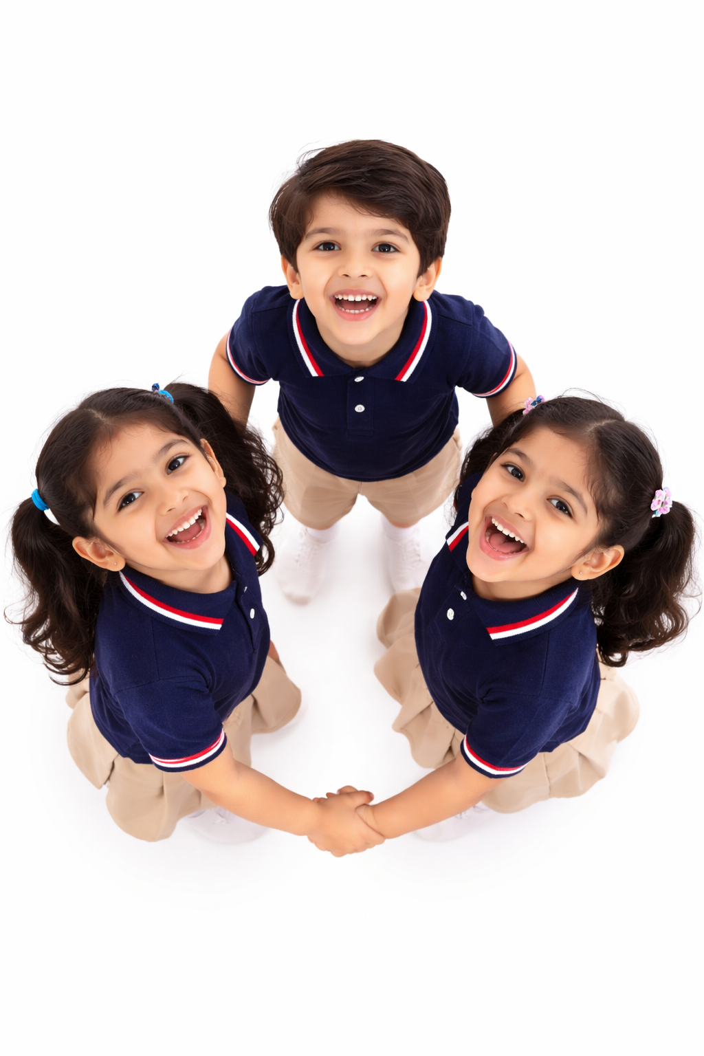 Children painting at MSV Kids